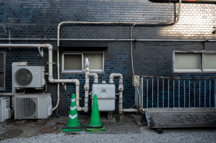 How Compressor Heat Recovery Helps Businesses Cut Energy Waste